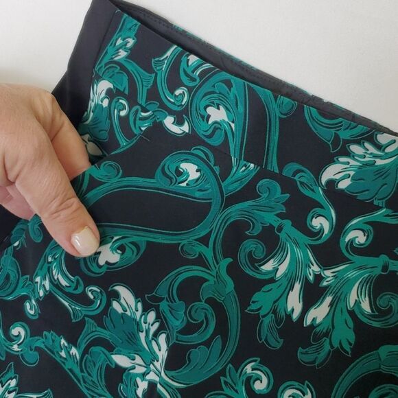 6 INC STRETCH CAREER POCKETS INTERNATIONAL CONCEPTS SKIRT GREEN BLACK MEDIUM - Picture 2 of 10